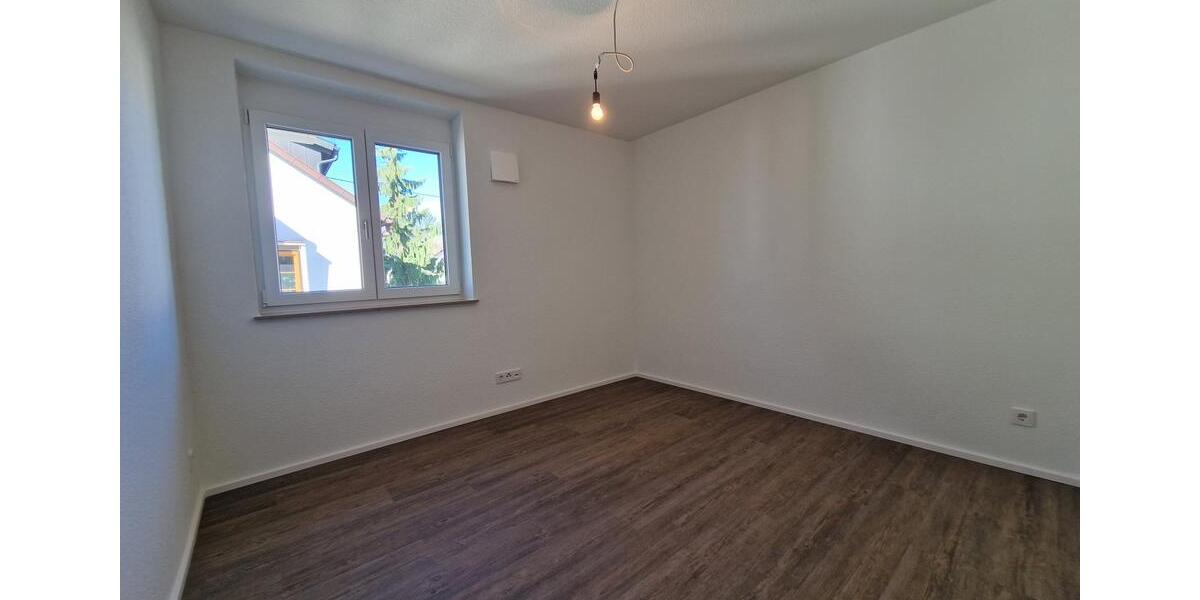 Etagenwohnung Filderstadt - 4.5 Zimmer, 103 m&sup2;, 1.640&euro; | Angebot:25972437