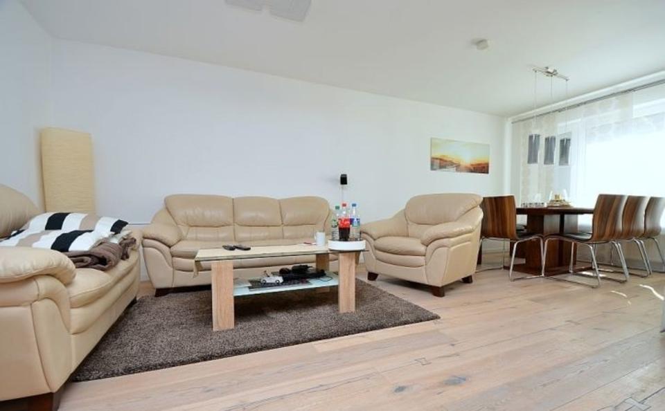 Mehrfamilienhaus, Wohnhaus Sindelfingen Eichholz - 3.5 Zimmer, 85 m&sup2;, 385.000&euro; | Angebot:25483796