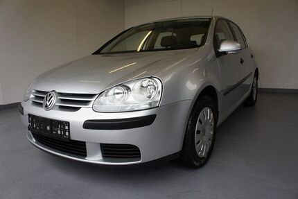 VW Golf 223.000 km 2.900 &euro; Sindelfingen 71065