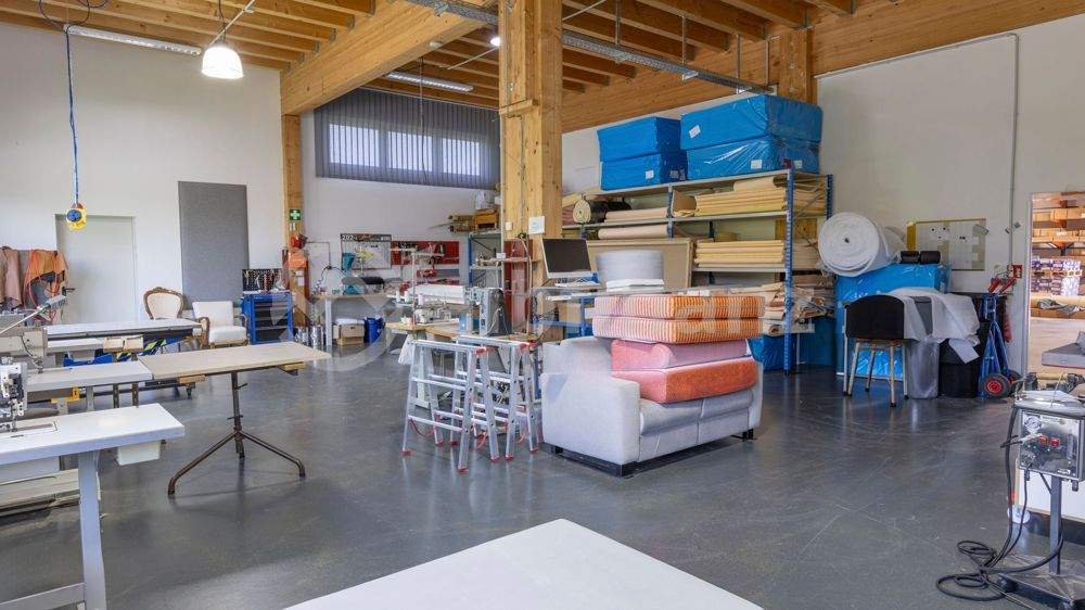 Gewerbeobjekt Pfullingen - 1.300.000&euro; | Angebot:25775773