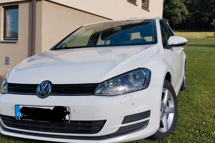 VW Golf 143.000 km 8.299 &euro; Münsingen 72525