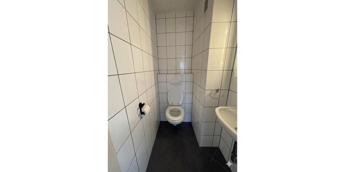 Etagenwohnung Pfullingen - 3 Zimmer, 90 m&sup2;, 1.050&euro; | Angebot:26042451