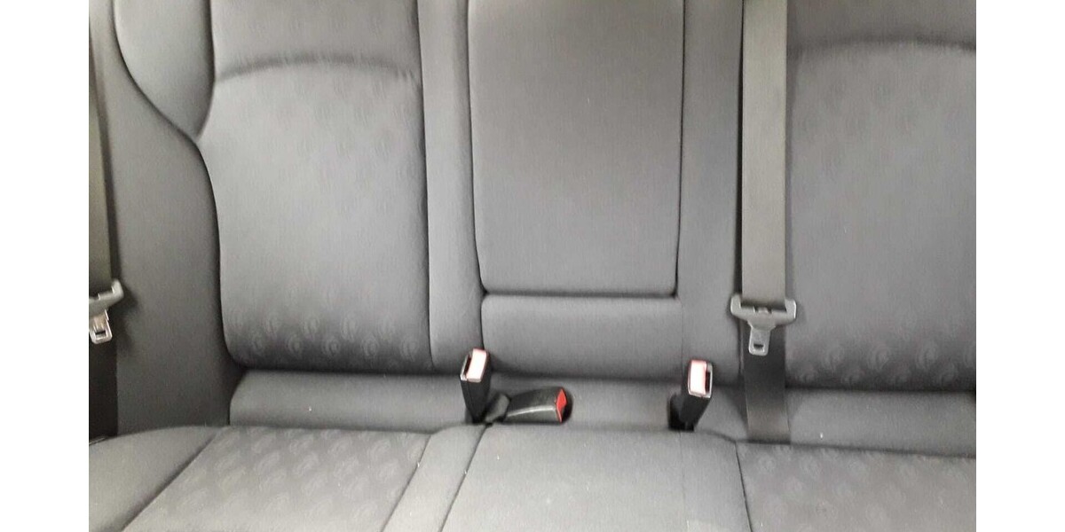 Mercedes-Benz C-Klasse 155.581 km 3.700 &euro; Böblingen 71032