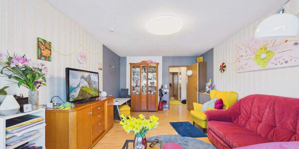 Etagenwohnung Eningen unter Achalm Eningen - 3 Zimmer, 74 m&sup2;, 239.900&euro; | Angebot:25905072