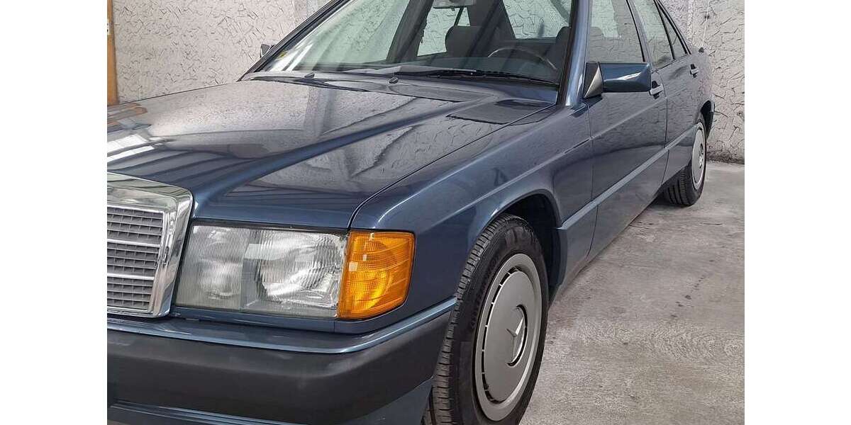 Mercedes-Benz 190 168.000 km 9.500 &euro; Reutlingen 72770
