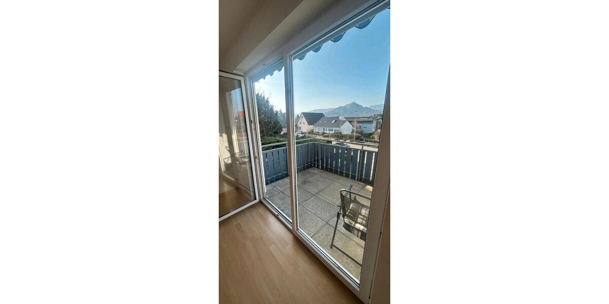 Etagenwohnung Weilheim an der Teck - 3 Zimmer, 75 m&sup2;, 1.300&euro; | Angebot:25958375