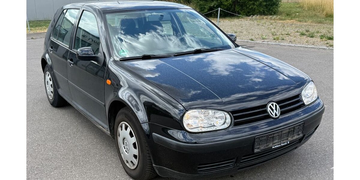 VW Golf 143.611 km 1.250 &euro; Bisingen 72406