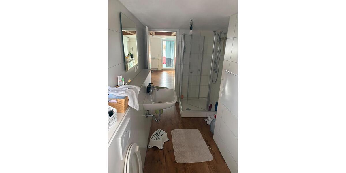 Maisonettenwohnung Herrenberg - 6 Zimmer, 150 m&sup2;, 1.550&euro; | Angebot:27606285