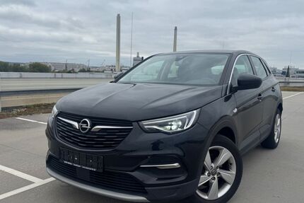 Opel Grandland (X) 99.440 km 14.750 &euro; Sindelfingen 71065