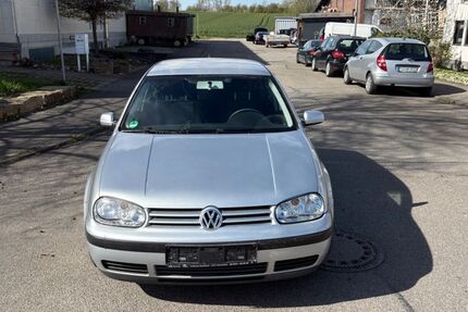 VW Golf 88.299 km 2.999 &euro; Weil im Schönbuch 71093