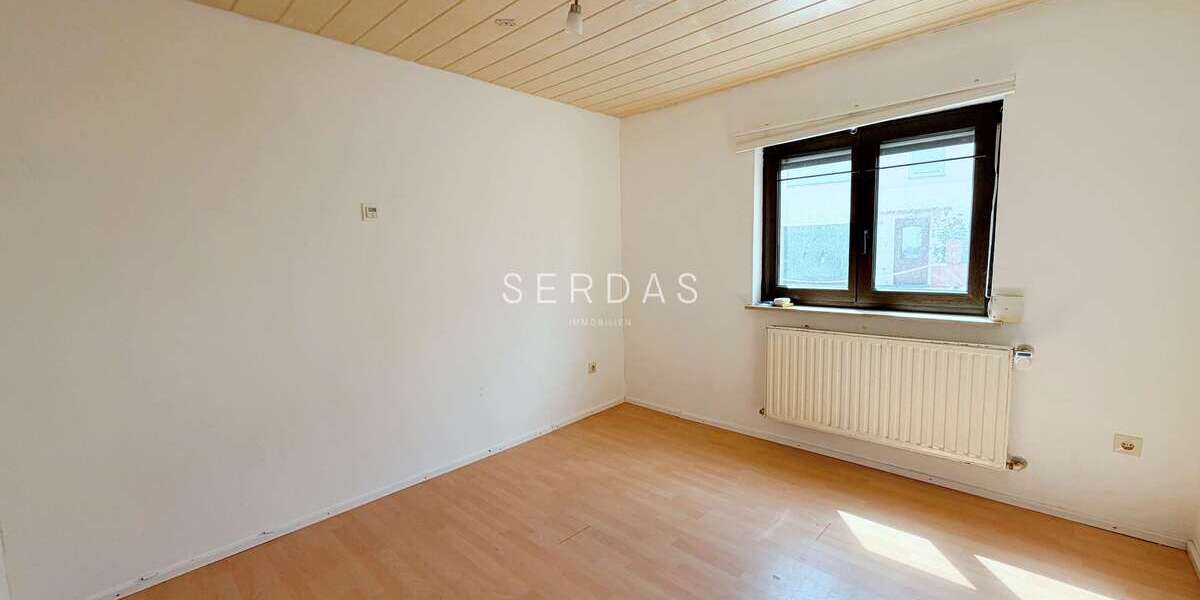Haus zum Kaufen in Ostfildern-Kemnat 220.000 € 75 m² - Einfamilienhaus Ostfildern-Kemnat Kemnat | Angebot:27095740