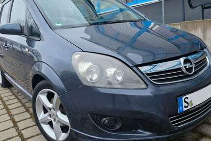 Opel Zafira 166.000 km 3.999 &euro; Holzgerlingen 71088