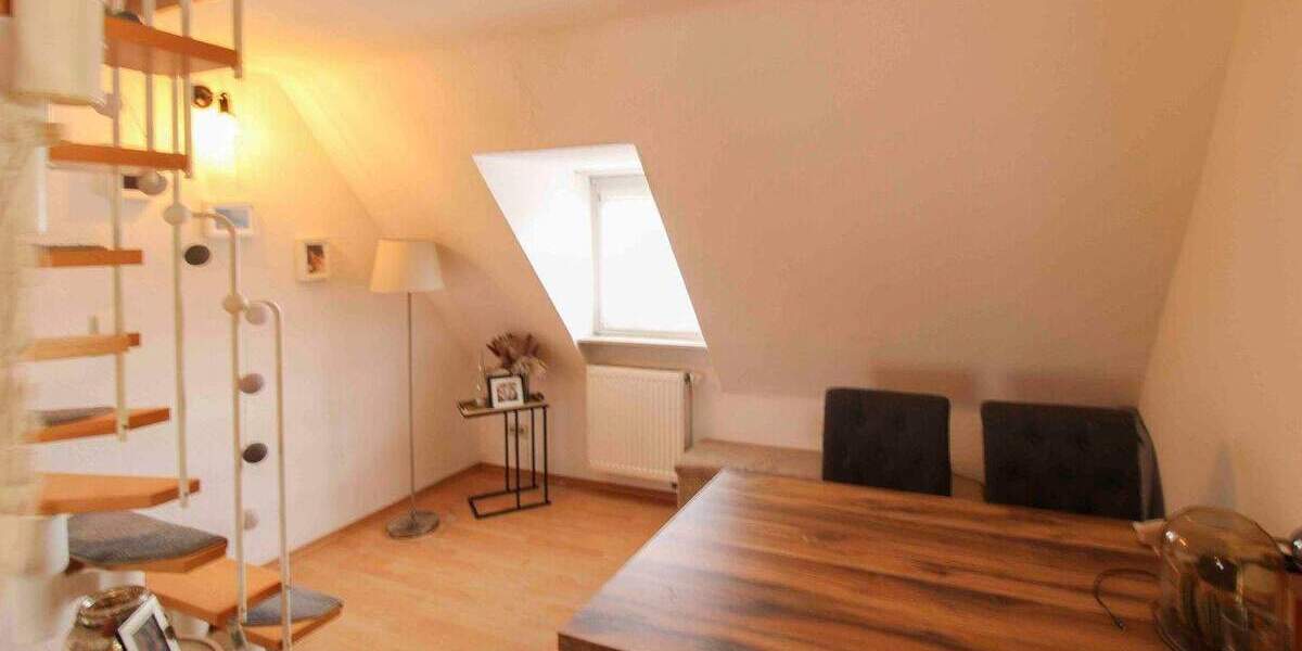 Mehrfamilienhaus, Wohnhaus Reutlingen Nordstadt - 7 Zimmer, 192 m&sup2;, 620.000&euro; | Angebot:25929003