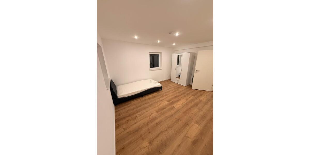 Erdgeschoßwohnung Kirchheim unter Teck - 4 Zimmer, 88 m&sup2;, 500&euro; | Angebot:25899649