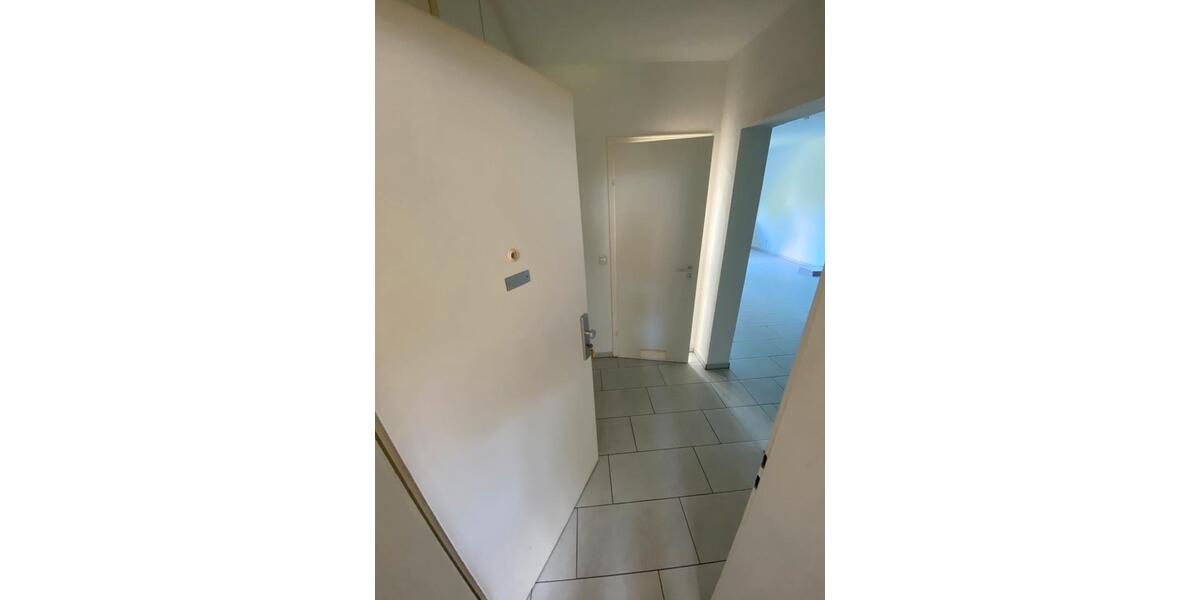 Etagenwohnung Sindelfingen Eichholz - 1 Zimmer, 35 m&sup2;, 790&euro; | Angebot:25660051