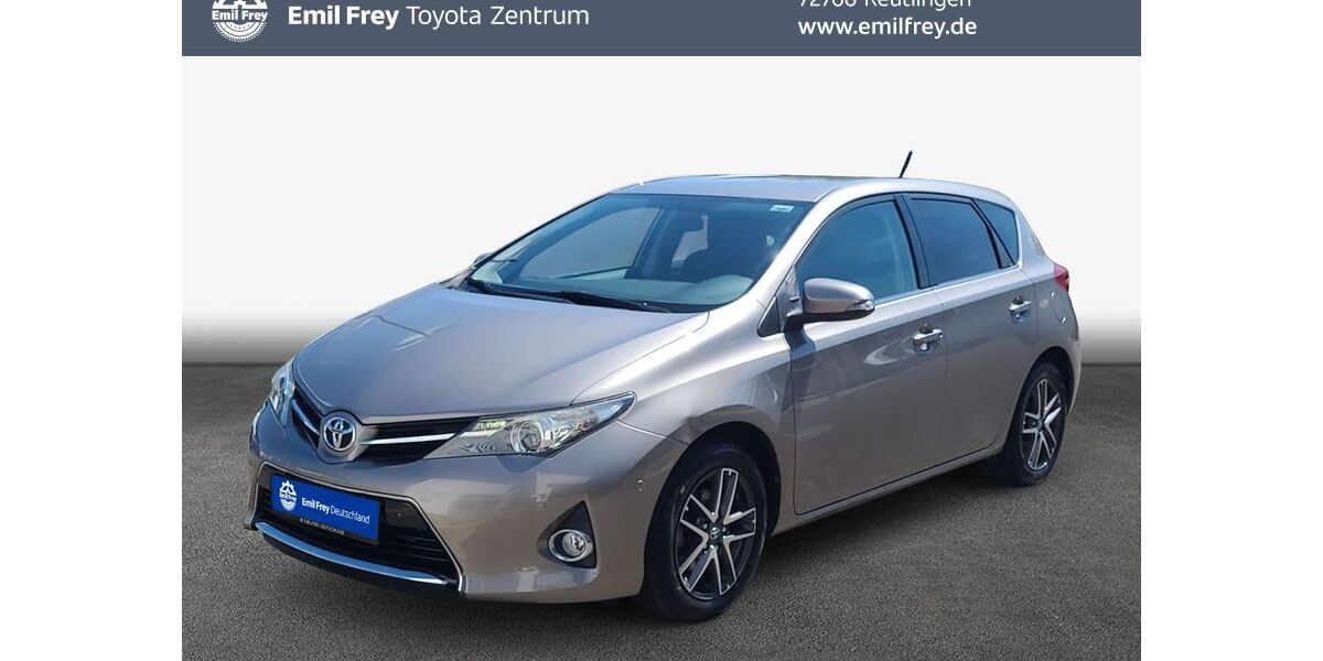 Toyota Auris 30.000 km 15.990 &euro; Reutlingen 72766