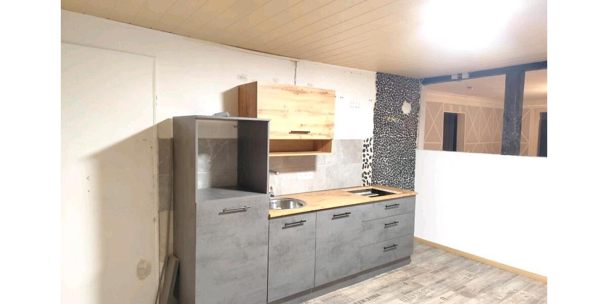 Etagenwohnung Sonnenbühl - 5 Zimmer, 109 m&sup2;, 1.200&euro; | Angebot:25392236