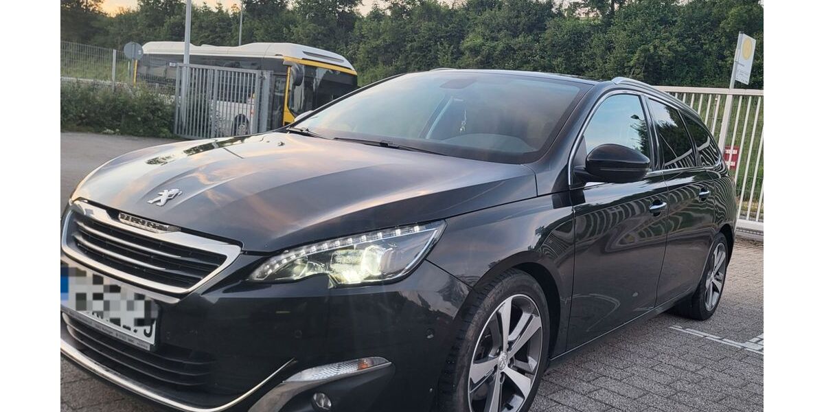 Peugeot 308 180.000 km 6.500 &euro; Tübingen 72070