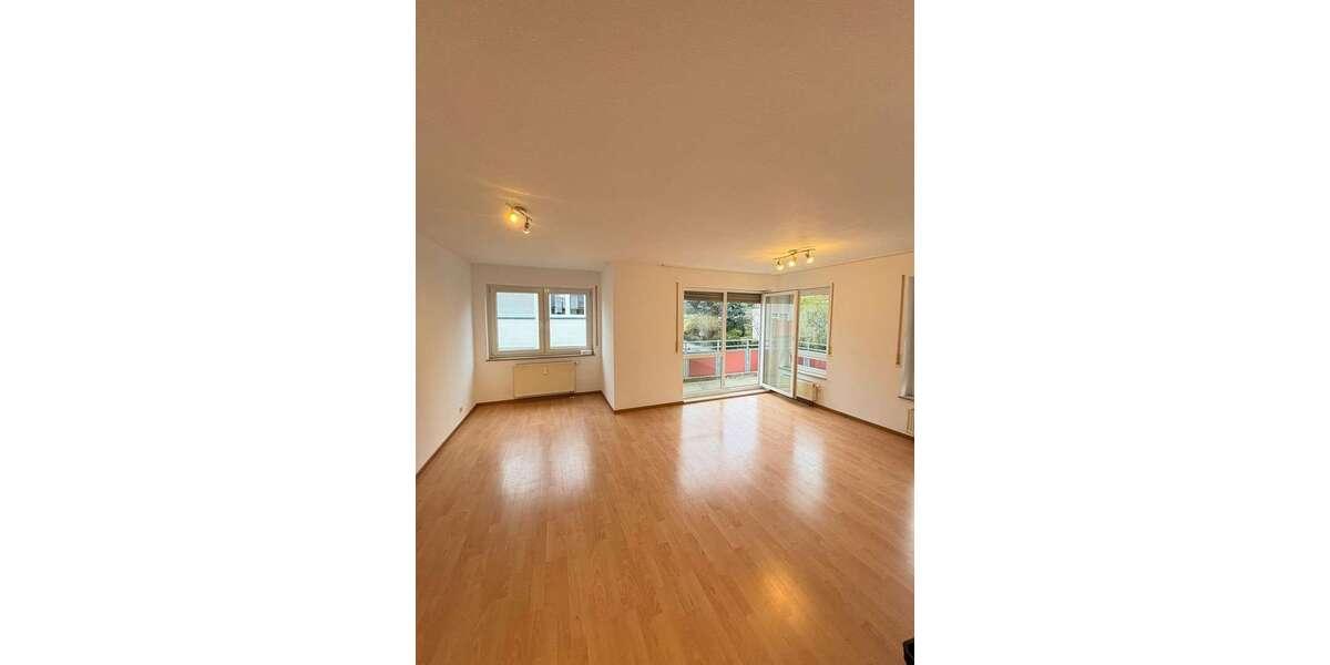 Etagenwohnung Pfullingen - 2 Zimmer, 61 m&sup2;, 870&euro; | Angebot:25774293