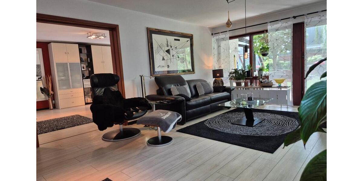Erdgeschoßwohnung Filderstadt - 5.5 Zimmer, 140 m&sup2;, 690.000&euro; | Angebot:27269816