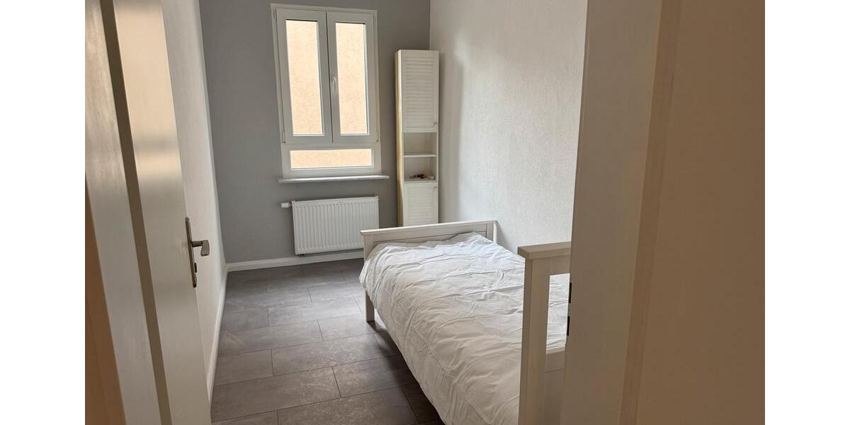 Etagenwohnung Esslingen am Neckar Brühl - 1 Zimmer, 18 m&sup2;, 550&euro; | Angebot:26614156
