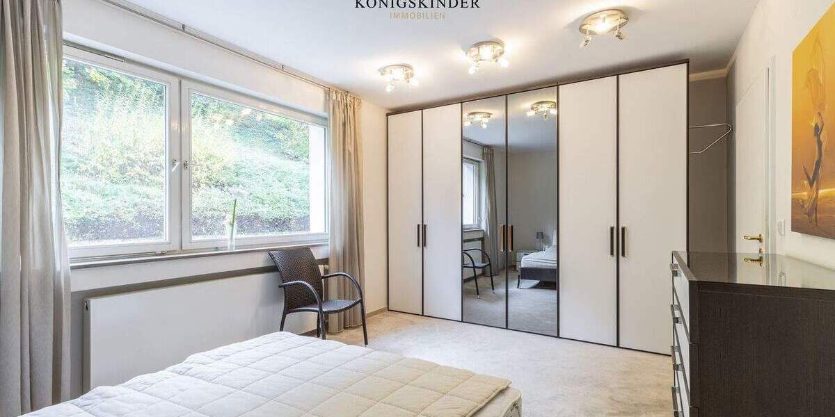 Einfamilienhaus Wernau - 8 Zimmer, 255 m&sup2;, 790.000&euro; | Angebot:25732002