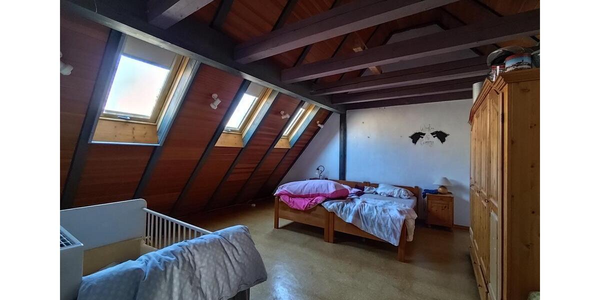 Doppelhaushälfte Nürtingen - 7 Zimmer, 192 m&sup2;, 500.000&euro; | Angebot:25977668