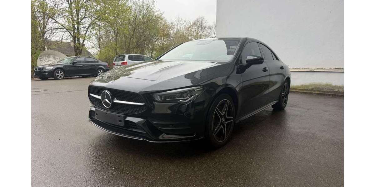 Mercedes-Benz CLA 250 93.000 km 27.299 &euro; Reutlingen 72766