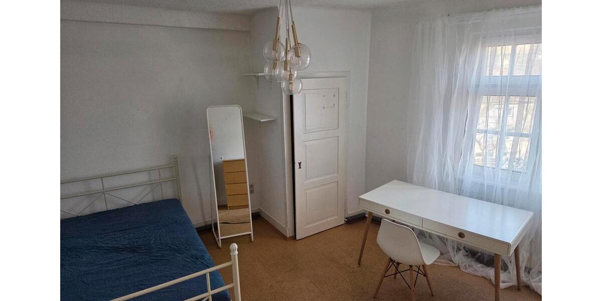 Etagenwohnung Tübingen - 1 Zimmer, 15 m&sup2;, 550&euro; | Angebot:25978991