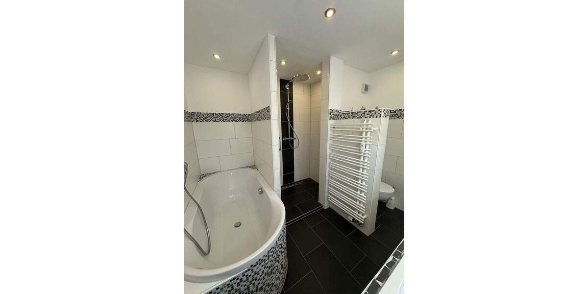 Etagenwohnung Böblingen - 3 Zimmer, 80 m&sup2;, 299.000&euro; | Angebot:25836389