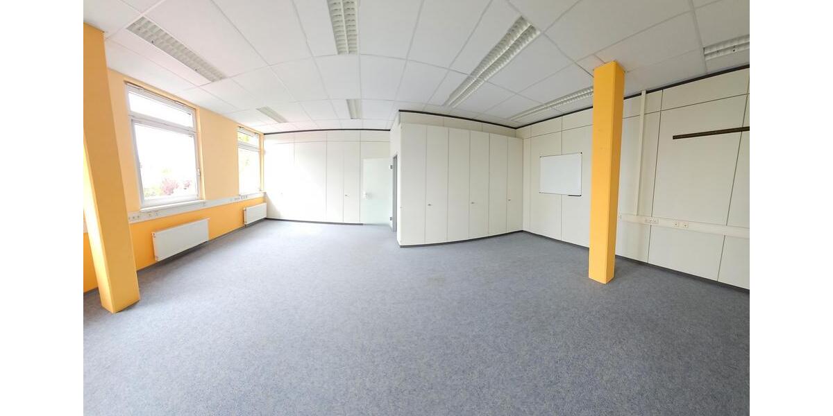 Gewerbeobjekt Esslingen am Neckar Pliensauvorstadt - 7&euro; | Angebot:25510348