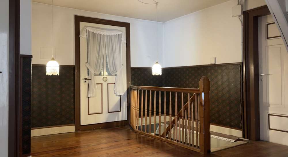 Einfamilienhaus Reutlingen - 6 Zimmer, 154 m&sup2;, 260.000&euro; | Angebot:25934494