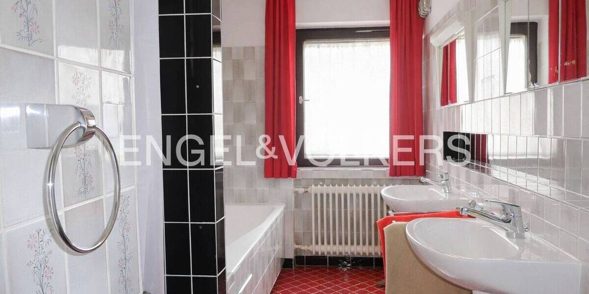 Einfamilienhaus Rottenburg am Neckar Rottenburg - 5 Zimmer, 138 m&sup2;, 530.000&euro; | Angebot:26064687