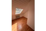 Dachgeschoßwohnung Ostfildern - 5 Zimmer, 90 m&sup2;, 1.130&euro; | Angebot:26699192
