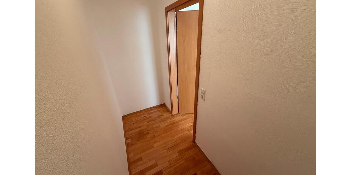Etagenwohnung Tübingen Derendingen - 2 Zimmer, 86 m&sup2;, 1.500&euro; | Angebot:26603223