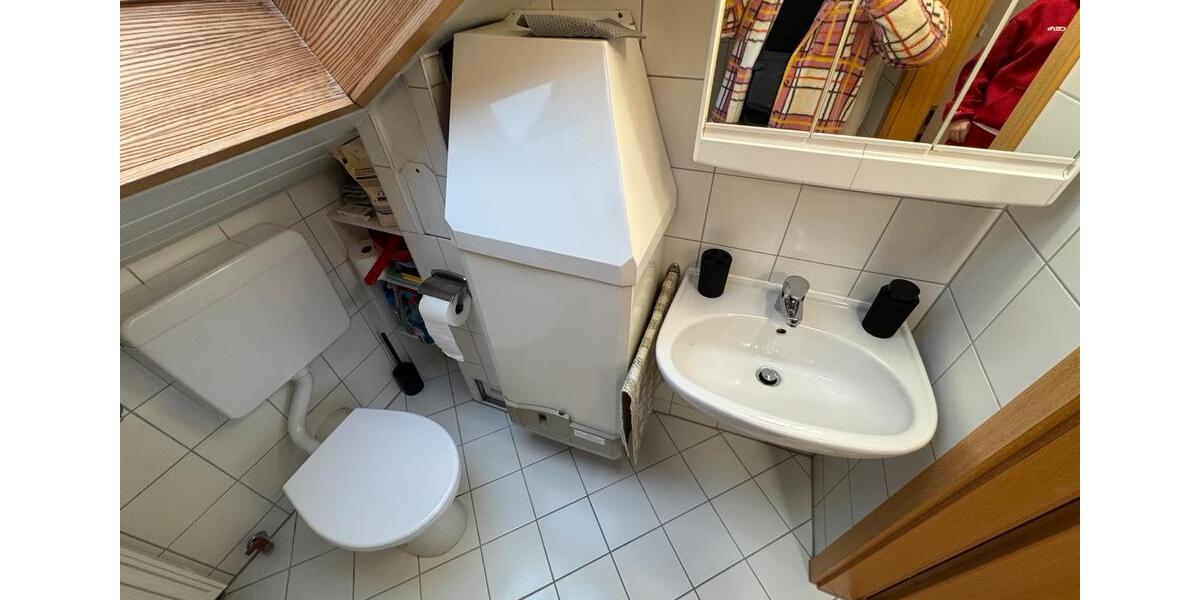 Dachgeschoßwohnung Plochingen - 2 Zimmer, 35 m&sup2;, 550&euro; | Angebot:26039064