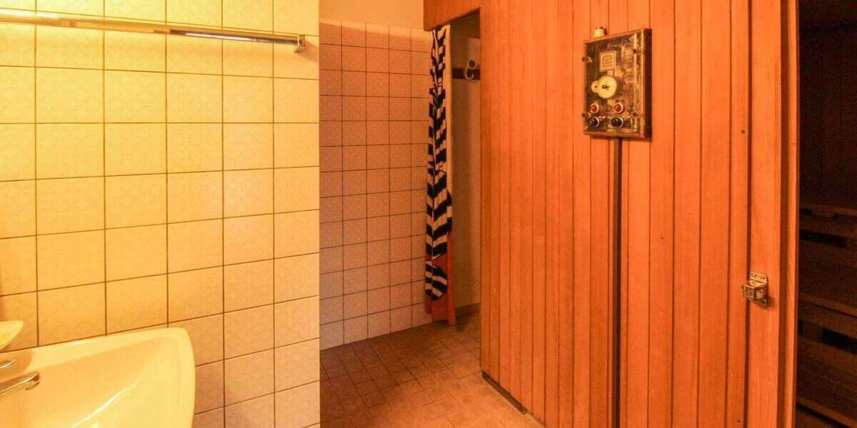 Einfamilienhaus Pfullingen - 7 Zimmer, 649.000&euro; | Angebot:25711222