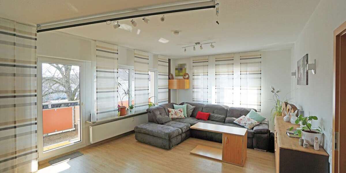 Etagenwohnung Köngen - 3.5 Zimmer, 98 m&sup2;, 1.235&euro; | Angebot:26066801