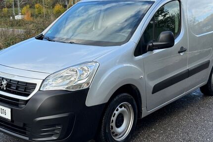 Peugeot Partner 260.000 km 3.450 &euro; Esslingen Am Neckar 73733