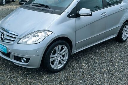 Mercedes-Benz A 180 114.800 km 8.895 &euro; Reutlingen 72766