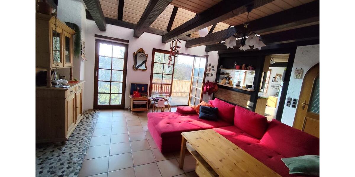 Doppelhaushälfte Nürtingen - 7 Zimmer, 192 m&sup2;, 500.000&euro; | Angebot:25977668