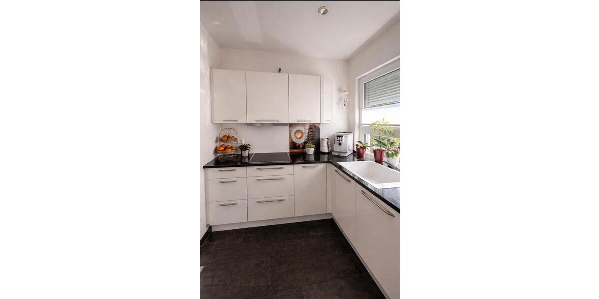 Etagenwohnung Esslingen am Neckar - 4.5 Zimmer, 87 m&sup2;, 395.000&euro; | Angebot:25833440