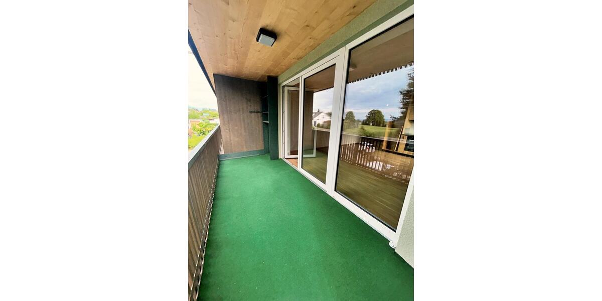 Etagenwohnung Tübingen Lustnau - 3 Zimmer, 70 m&sup2;, 1.245&euro; | Angebot:26179694