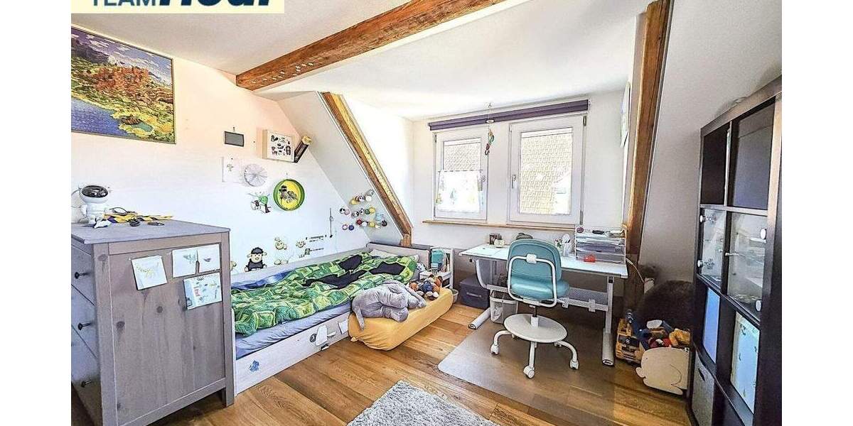 Einfamilienhaus Reutlingen Sondelfingen - 6 Zimmer, 180 m&sup2;, 670.000&euro; | Angebot:25865087
