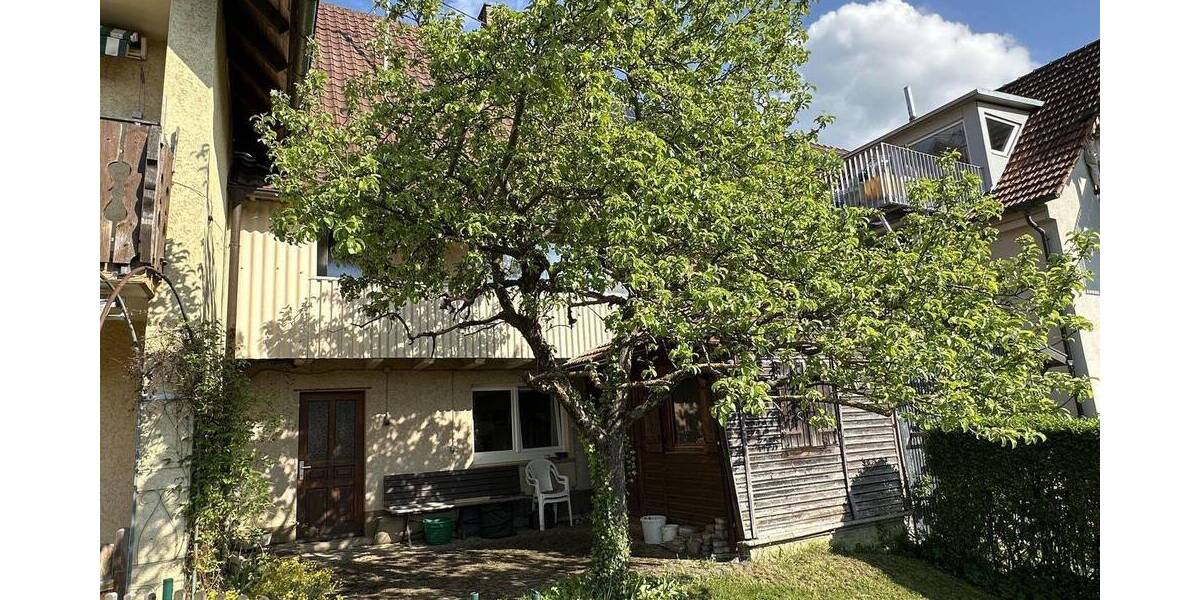 Einfamilienhaus Hirrlingen - 3 Zimmer, 110 m&sup2;, 120.000&euro; | Angebot:26697980