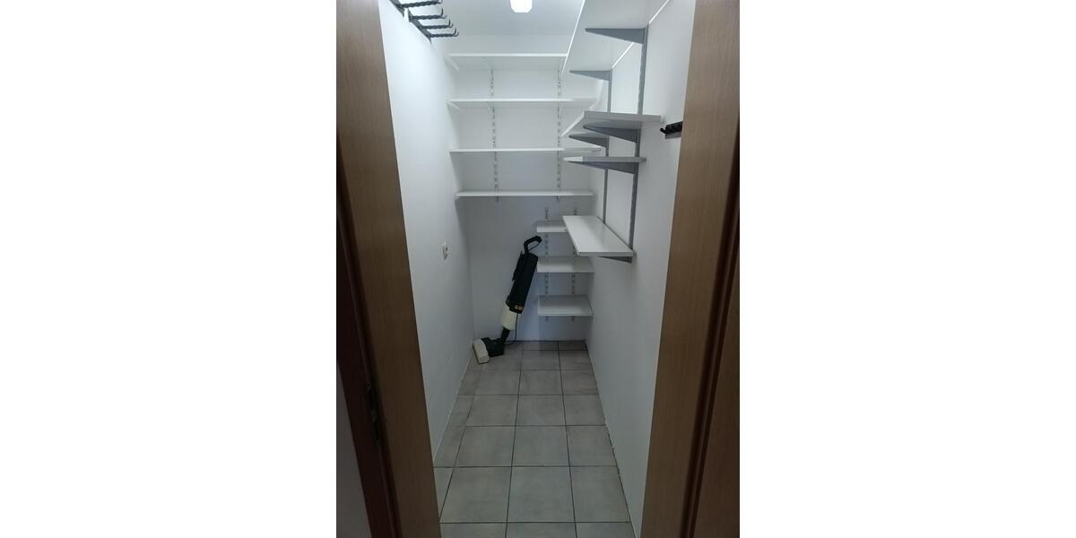 Erdgeschoßwohnung Rottenburg am Neckar - 3.5 Zimmer, 90 m&sup2;, 1.300&euro; | Angebot:25838278