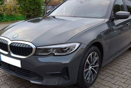 BMW 330 117.000 km 23.490 &euro; Kusterdingen 72127