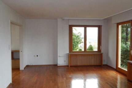 Haus Neckartenzlingen - 1 Zimmer, 216 m&sup2;, 560.000&euro; | Angebot:25746421