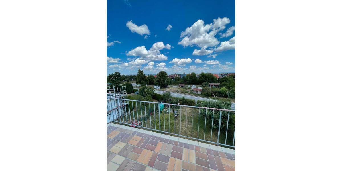 Dachgeschoßwohnung Bondorf - 3 Zimmer, 75 m&sup2;, 1.300&euro; | Angebot:26034133