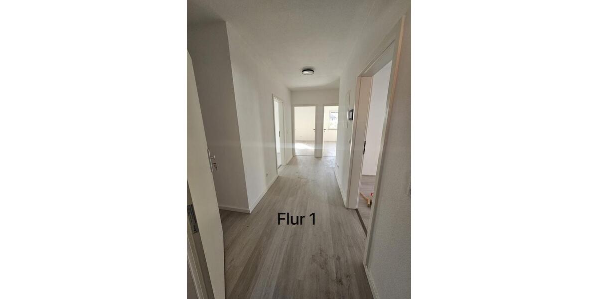Etagenwohnung Bisingen - 4 Zimmer, 100 m&sup2;, 1.100&euro; | Angebot:27564820